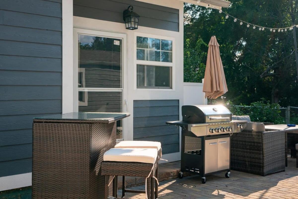 The Lucky Charm Home Of The Fighting Irish! Bbq Outdoor Games Coffee 사우스벤드 외부 사진